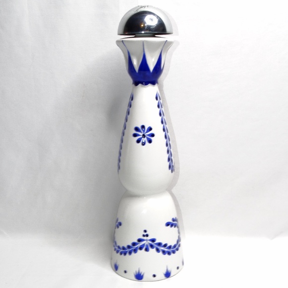 Casa Azul Tequilla Bottle Decanter (empty) Use as Oil Dispenser Tik Tok Trend - Picture 2 of 7
